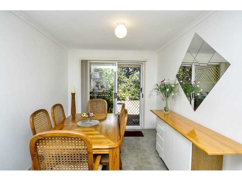 1/11 Academy, Oxenford QLD 4210