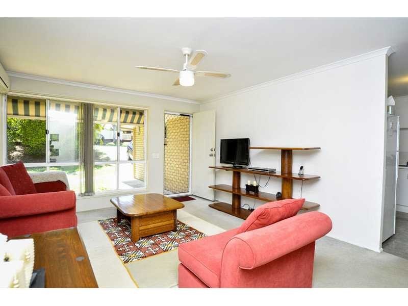 1/11 Academy, Oxenford QLD 4210