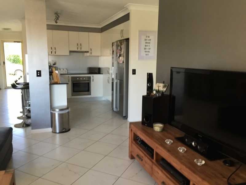 2/80 Langport Parade, Mudgeeraba QLD 4213