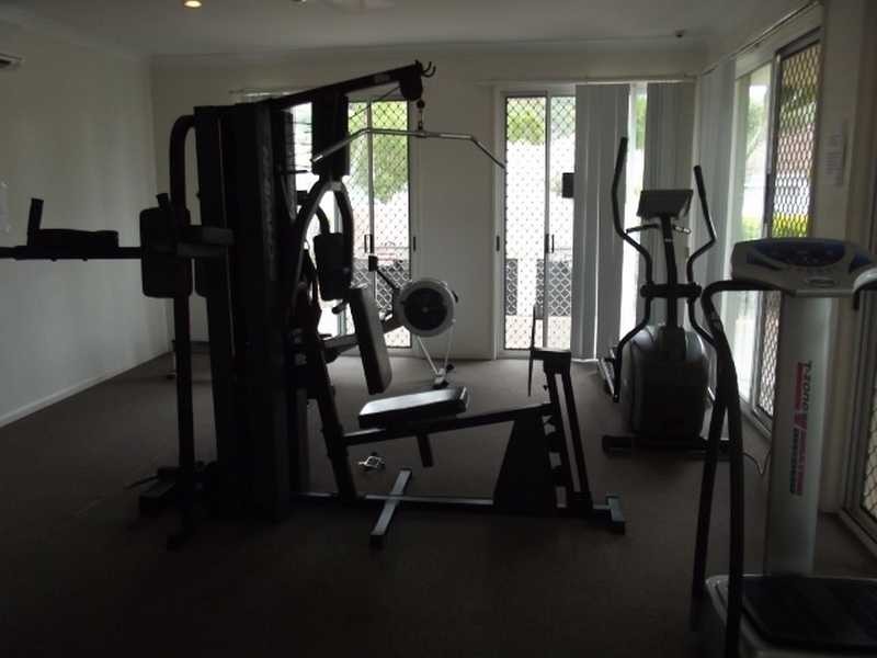 2/80 Langport Parade, Mudgeeraba QLD 4213