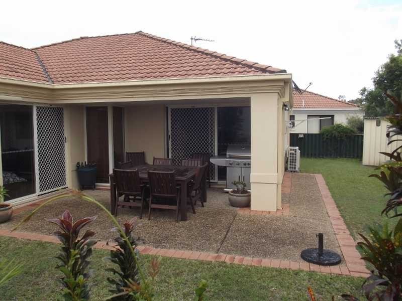 2/80 Langport Parade, Mudgeeraba QLD 4213