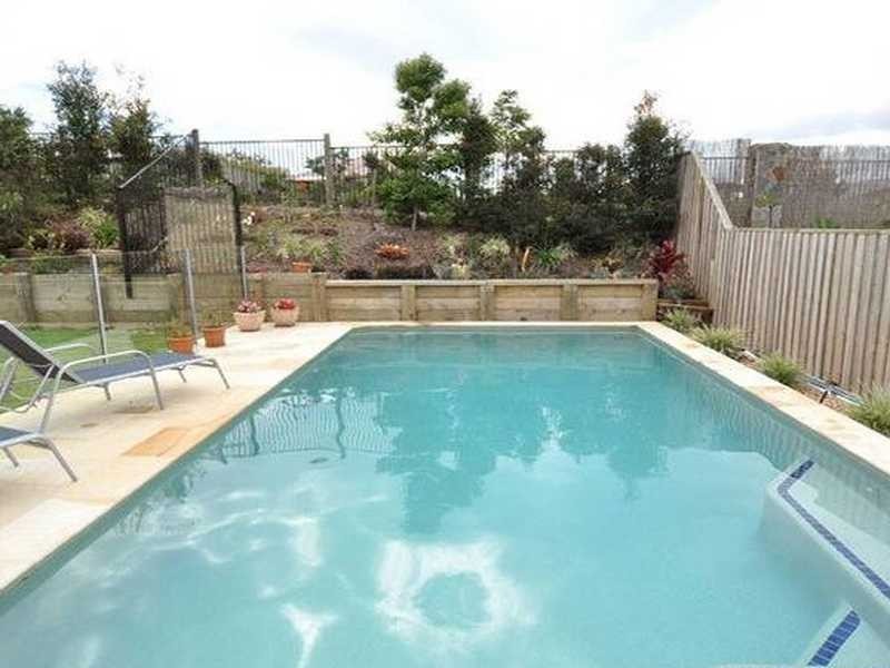 13 Phaeton, Upper Coomera QLD 4209