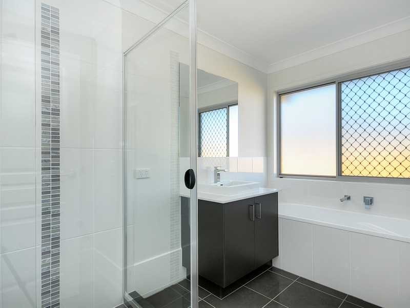 63 Hanover Drive (Lot 58), Pimpama QLD 4209