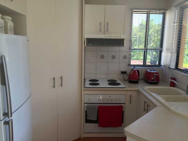 Unit 15/10-12 Spendelove Street, Southport QLD 4215