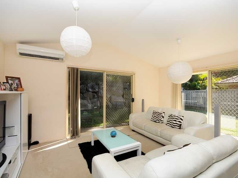 12 Strathalbyn Court, Parkwood QLD 4214