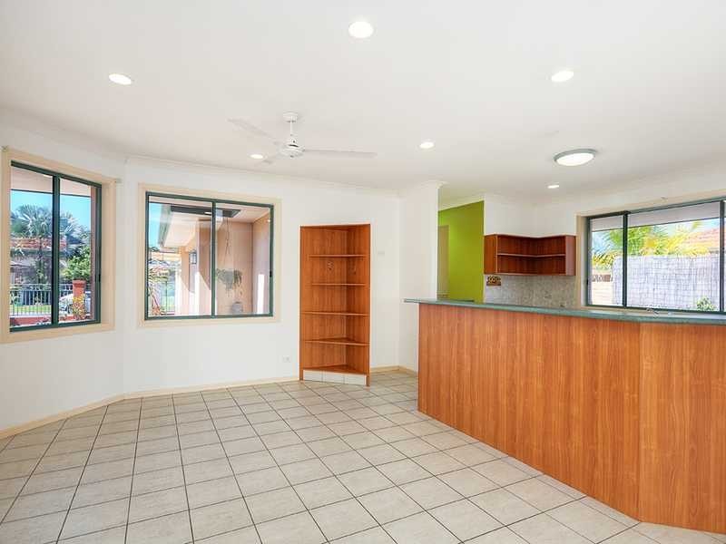 84 Dipper Drive, Burleigh Waters QLD 4220