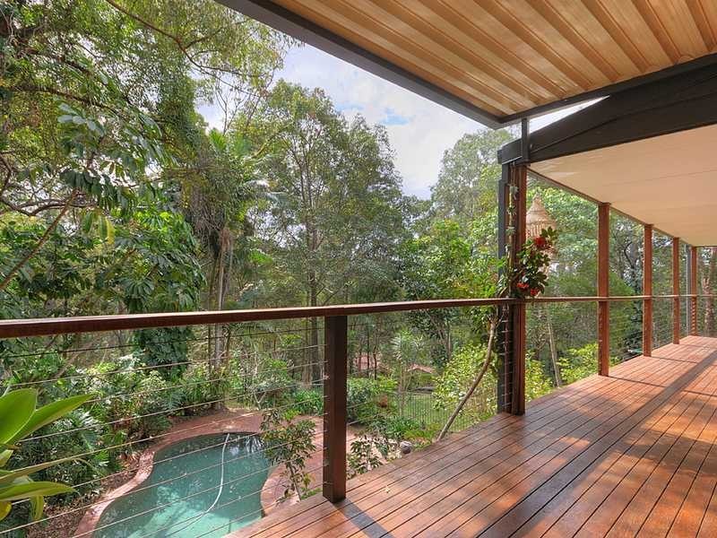 12 Cheshire Grove, Elanora QLD 4221