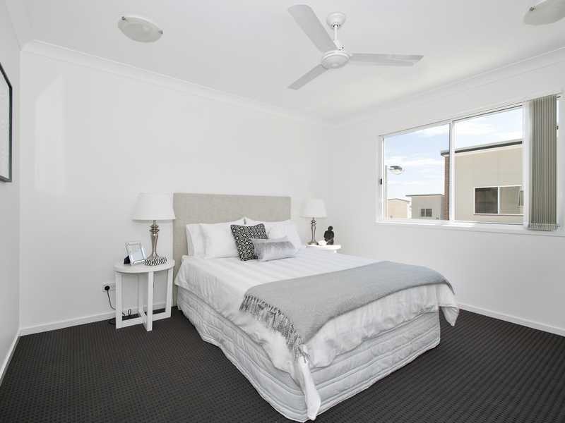 22/39 River Road, Bundamba QLD 4304