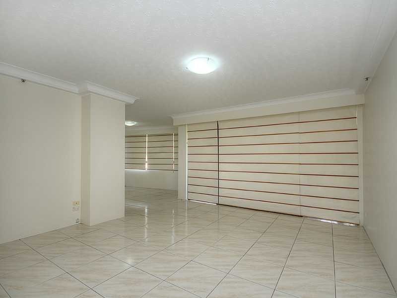 1/973 Gold Coast Highway, Palm Beach QLD 4221