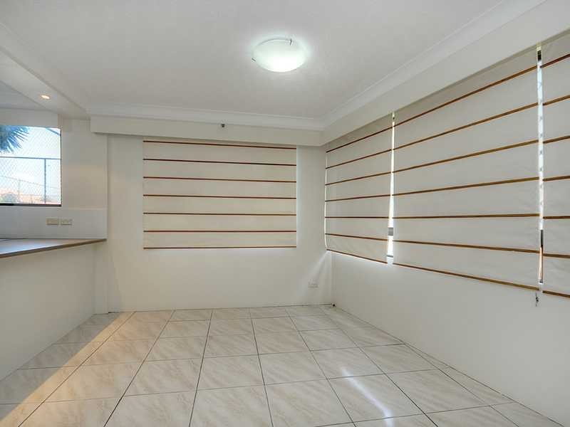 1/973 Gold Coast Highway, Palm Beach QLD 4221