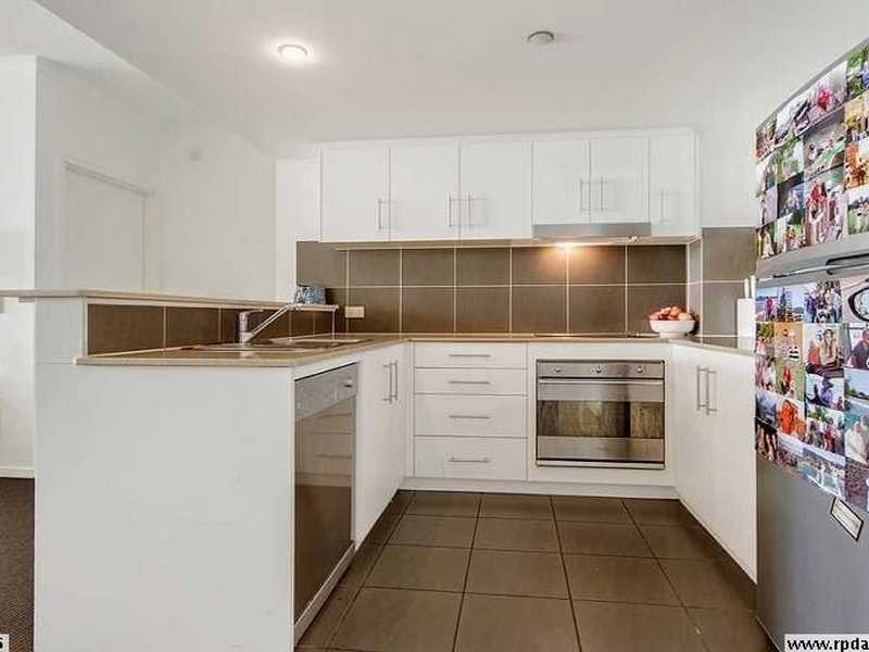 1 Ocean St, Burleigh Heads QLD 4220