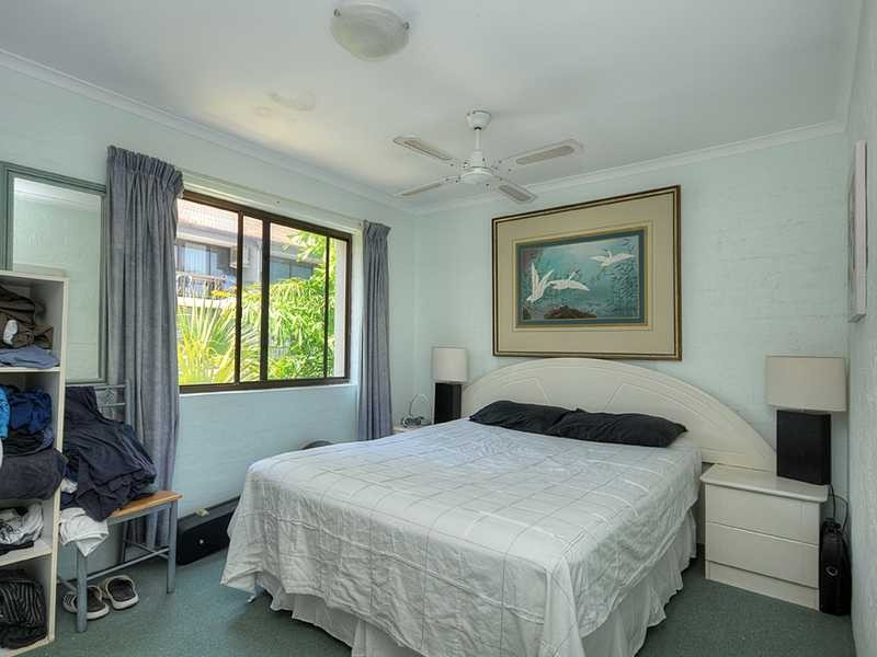 12/1849 Gold Coast Highway, Burleigh Heads QLD 4220