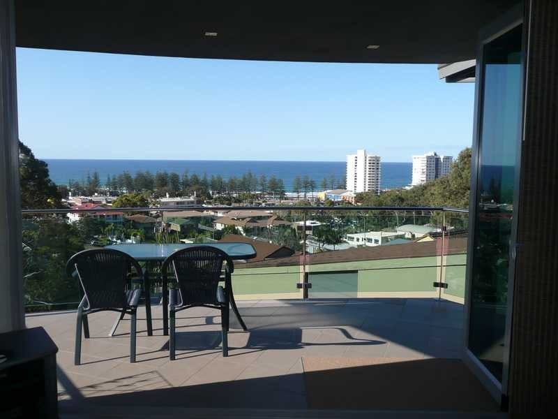 29 Mount Street, Burleigh Heads QLD 4220