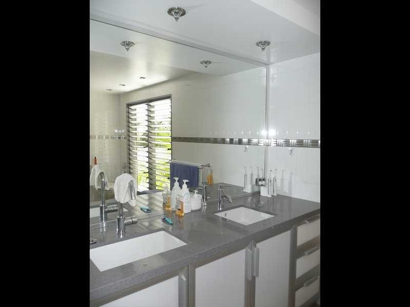 29 Mount Street, Burleigh Heads QLD 4220