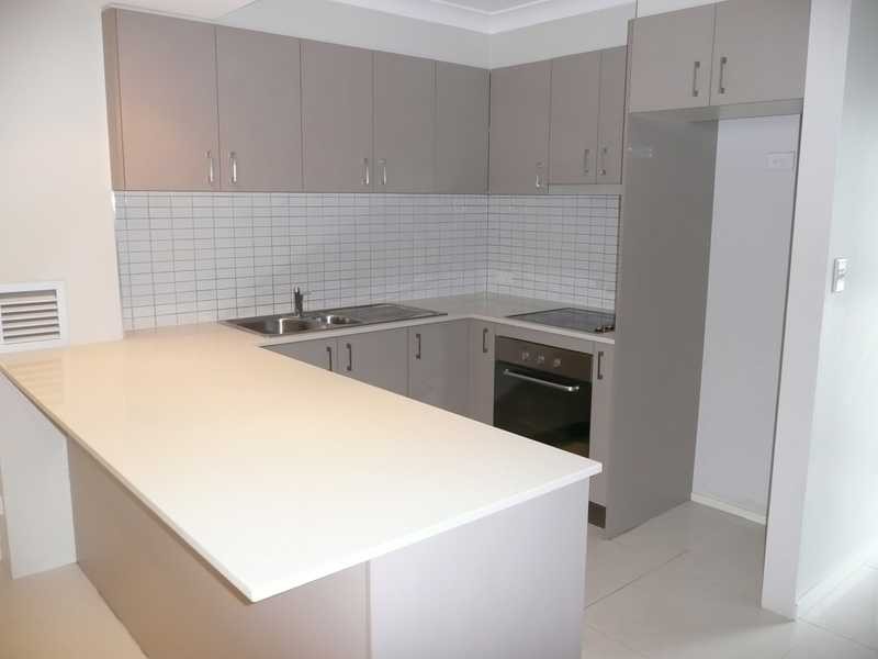 11/5 Galeen Drive, Burleigh Waters QLD 4220