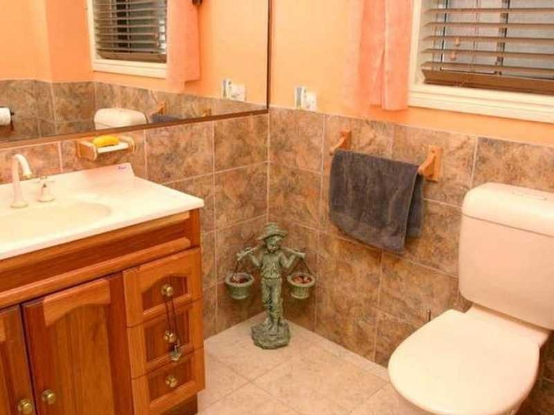 56 Wallaby Drive, Mudgeeraba QLD 4213