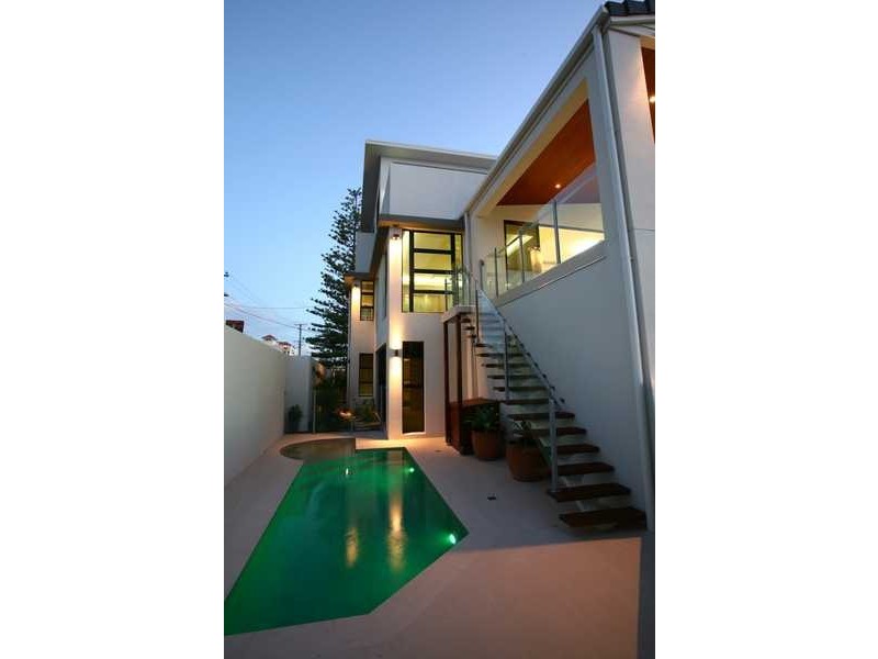 Mermaid Beach QLD 4218