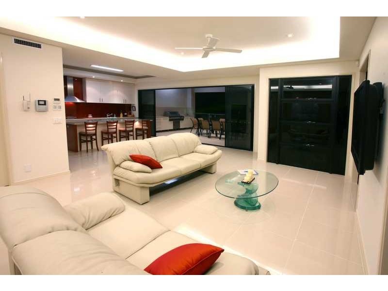 Mermaid Beach QLD 4218