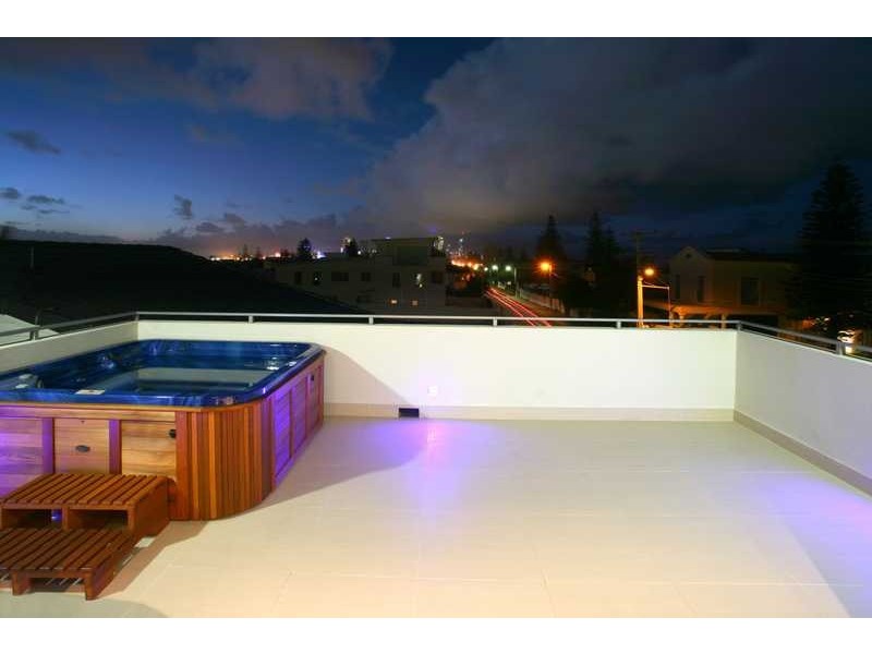 Mermaid Beach QLD 4218