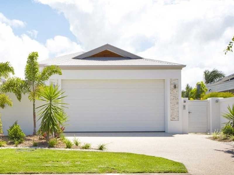 2/48 Avanti Street, Mermaid Waters QLD 4218