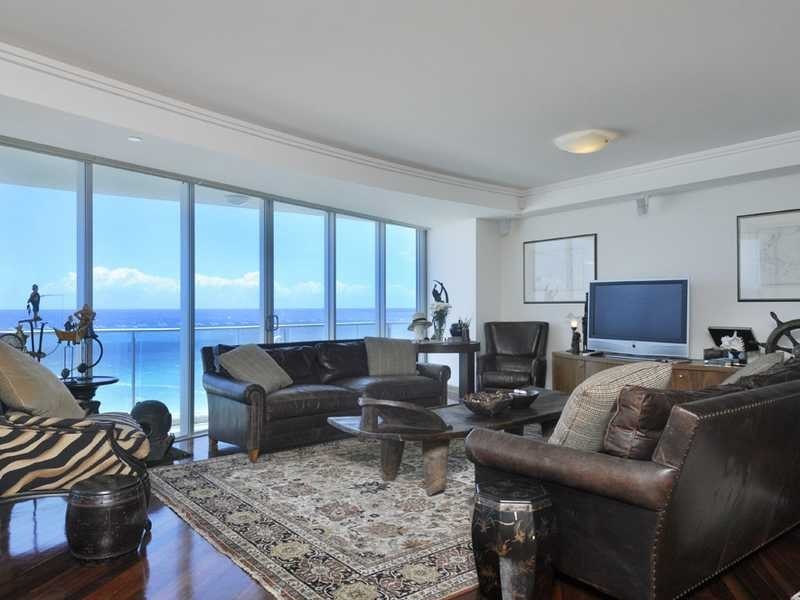 Unit 8/1 Markwell Avenue, Surfers Paradise QLD 4217