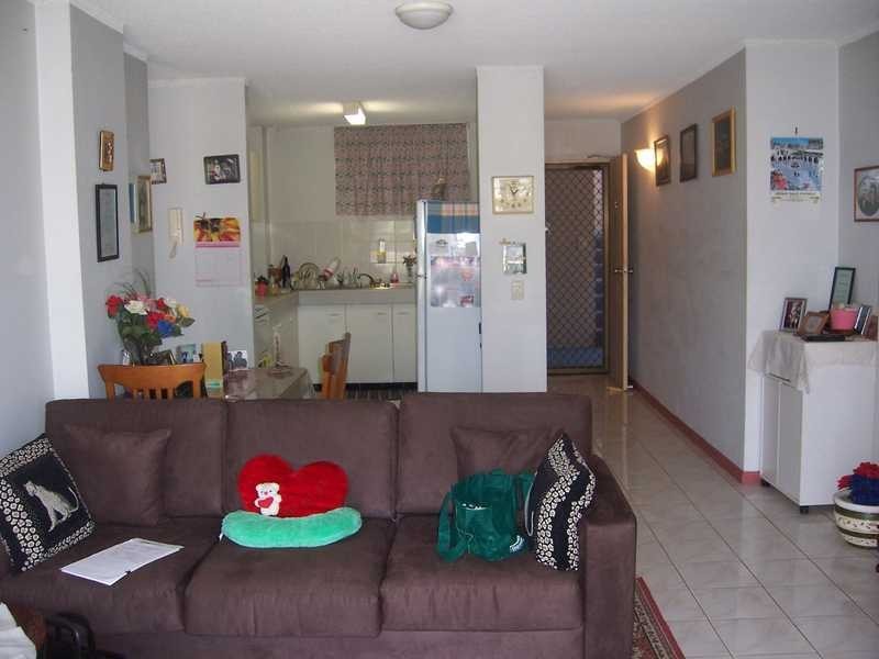 5/30 Chelsea Avenue, Broadbeach QLD 4218