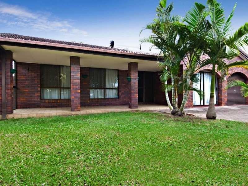 6 Boda Court, Runaway Bay QLD 4216