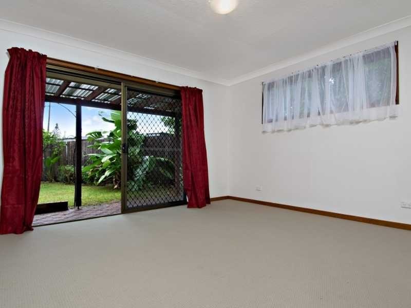 6 Boda Court, Runaway Bay QLD 4216