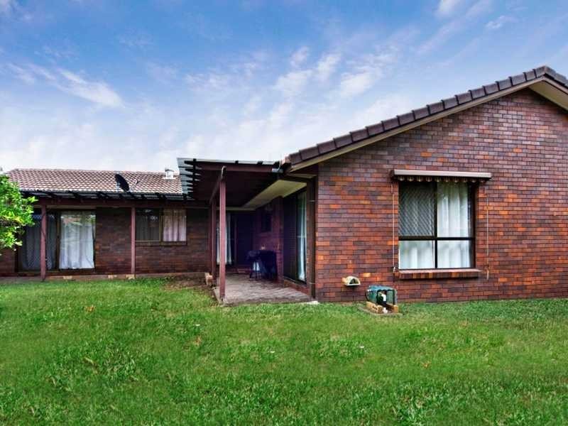 6 Boda Court, Runaway Bay QLD 4216