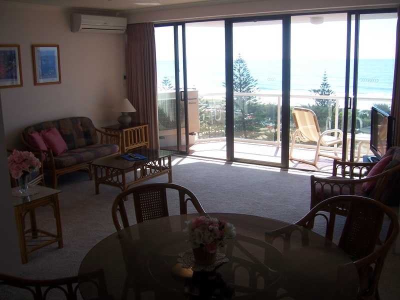 Unit 903/157 Old Burleigh Road, Broadbeach QLD 4218