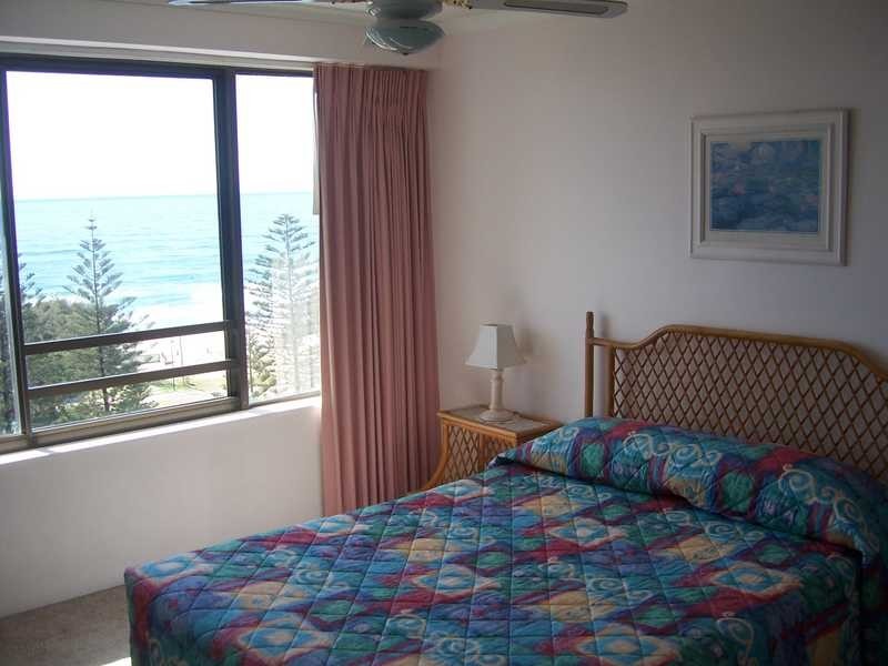 Unit 903/157 Old Burleigh Road, Broadbeach QLD 4218