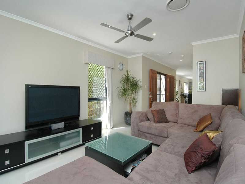 1/37 Montana Road, Mermaid Beach QLD 4218