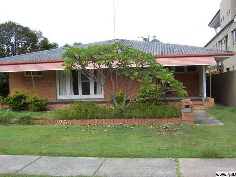 26 Armrick Avenue, Broadbeach QLD 4218