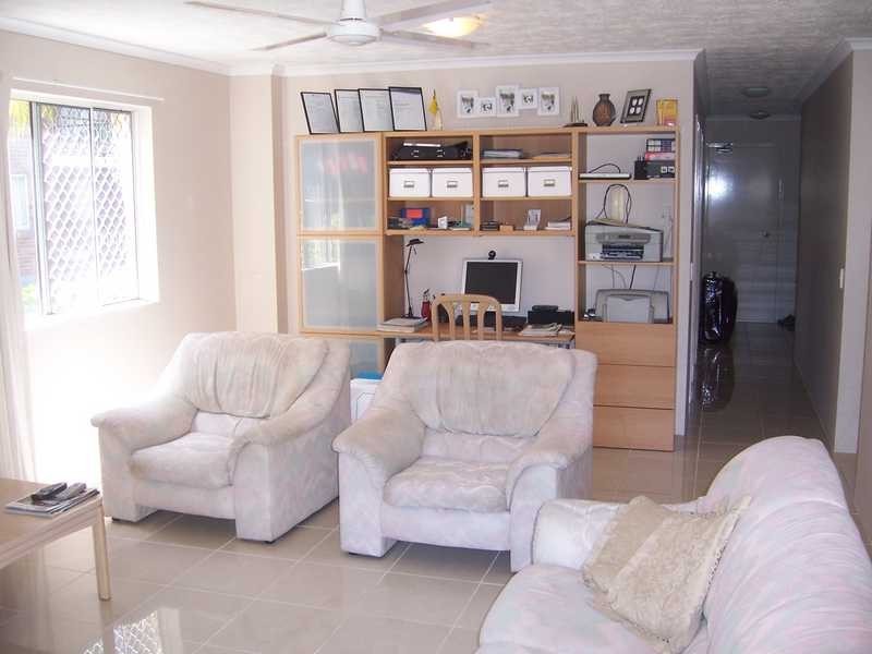 3/12 Britannia Avenue, Broadbeach QLD 4218