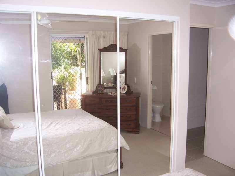 3/12 Britannia Avenue, Broadbeach QLD 4218