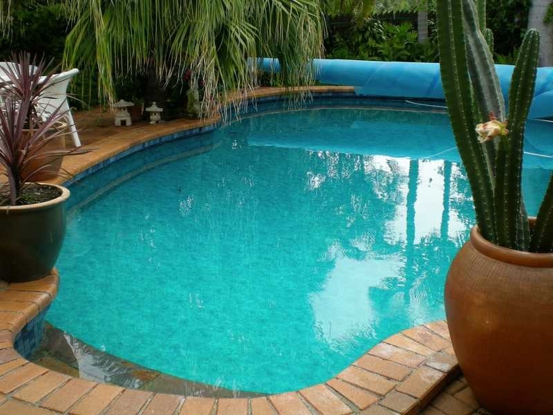 16 Kerria Crescent, Ashmore QLD 4214