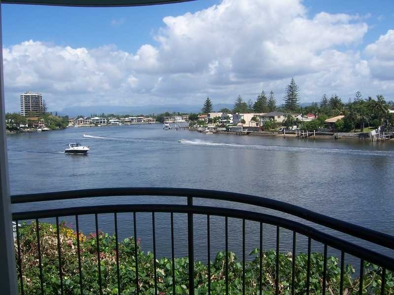 4/2940 Gold Coast Highway, Surfers Paradise QLD 4217