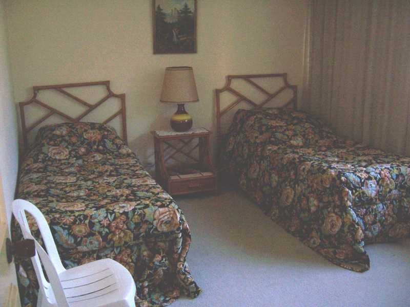 4/2940 Gold Coast Highway, Surfers Paradise QLD 4217