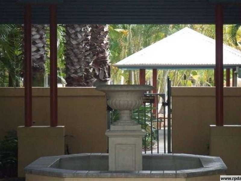 17/2320 Gold Coast Highway, Mermaid Beach QLD 4218