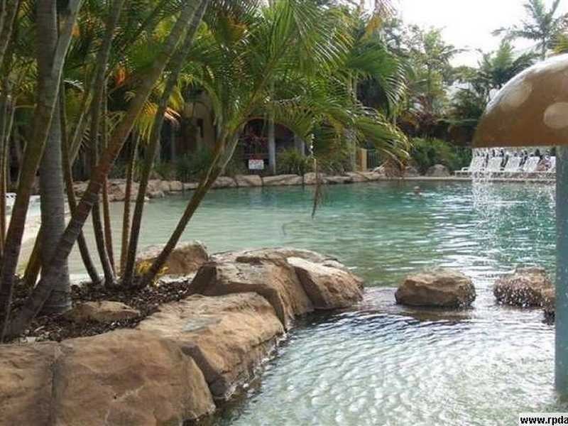 17/2320 Gold Coast Highway, Mermaid Beach QLD 4218