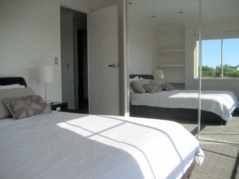3 Wisemans Court, Hope Island QLD 4212