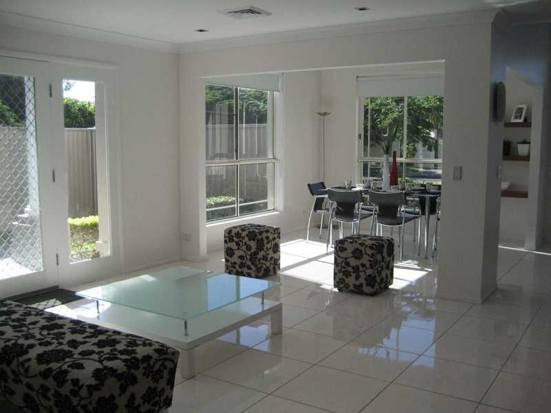 3 Wisemans Court, Hope Island QLD 4212