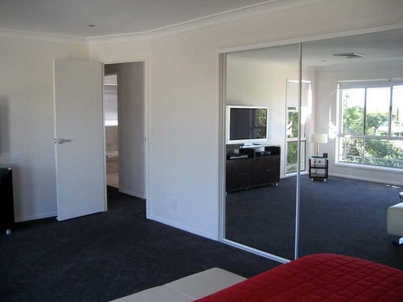 3 Wisemans Court, Hope Island QLD 4212