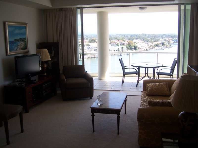 Apartment 22/40 Riverview Parade, Surfers Paradise QLD 4217