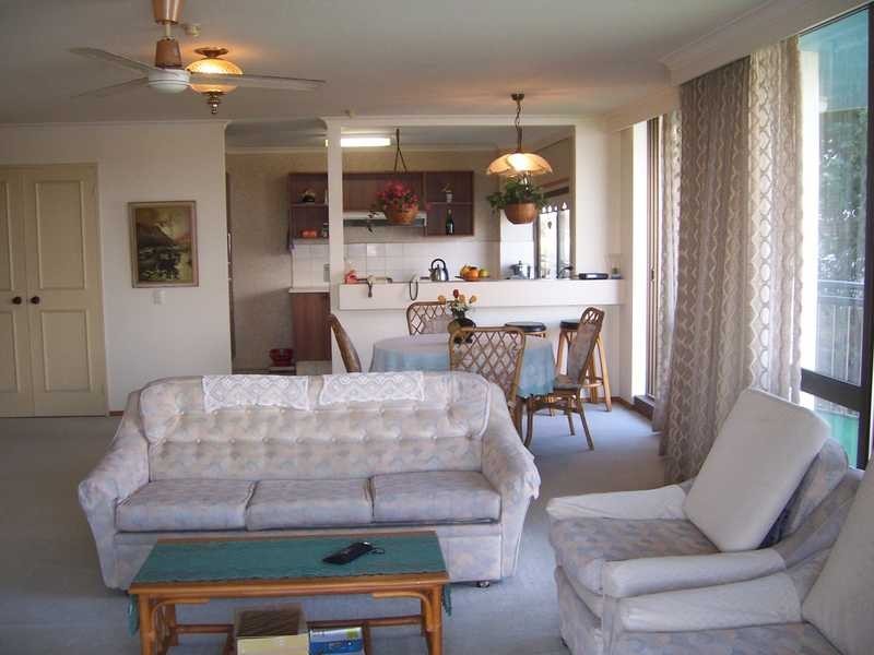 4/2940 Gold Coast Highway, Surfers Paradise QLD 4217