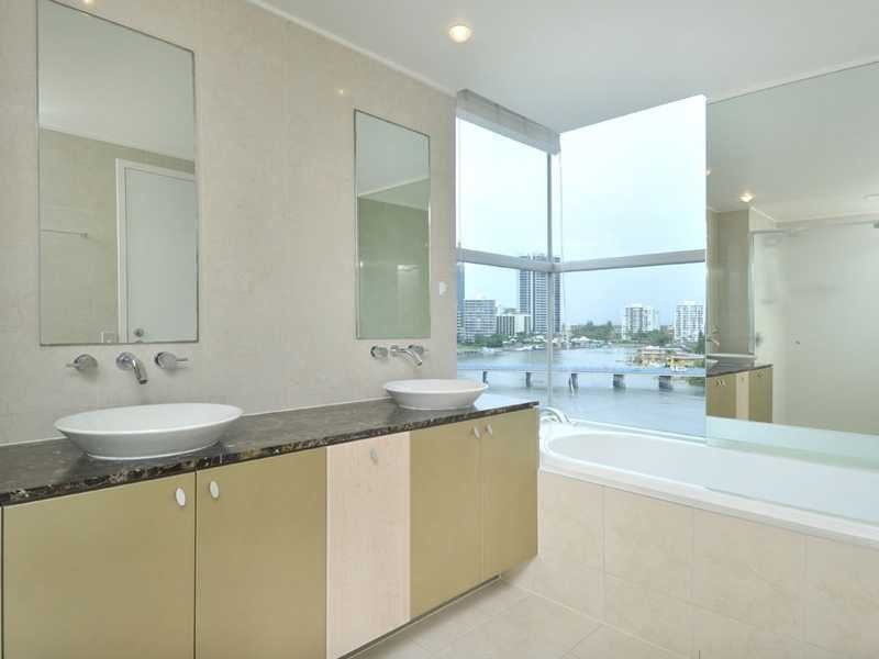 Apartment 18/40 Riverview Parade, Surfers Paradise QLD 4217