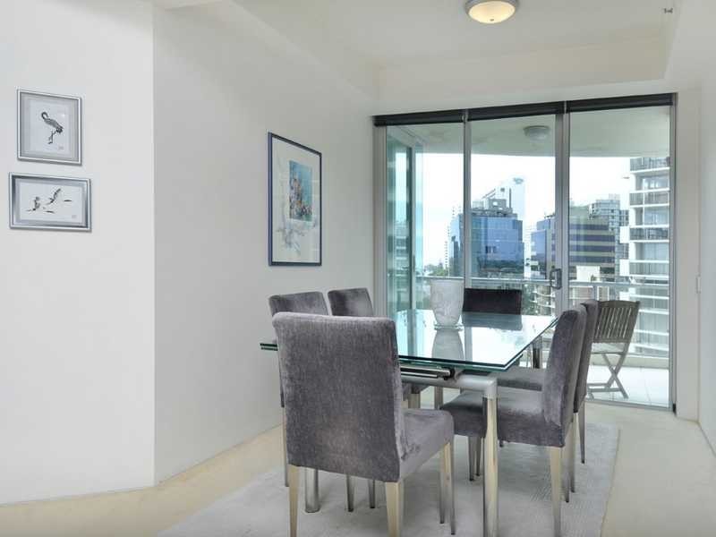 Apartment 18/40 Riverview Parade, Surfers Paradise QLD 4217