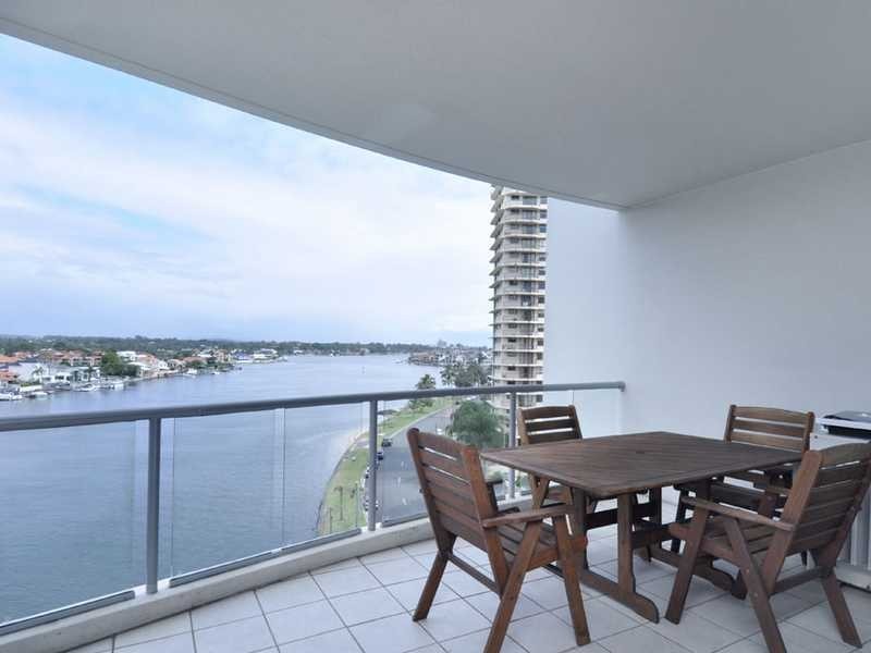 Apartment 18/40 Riverview Parade, Surfers Paradise QLD 4217