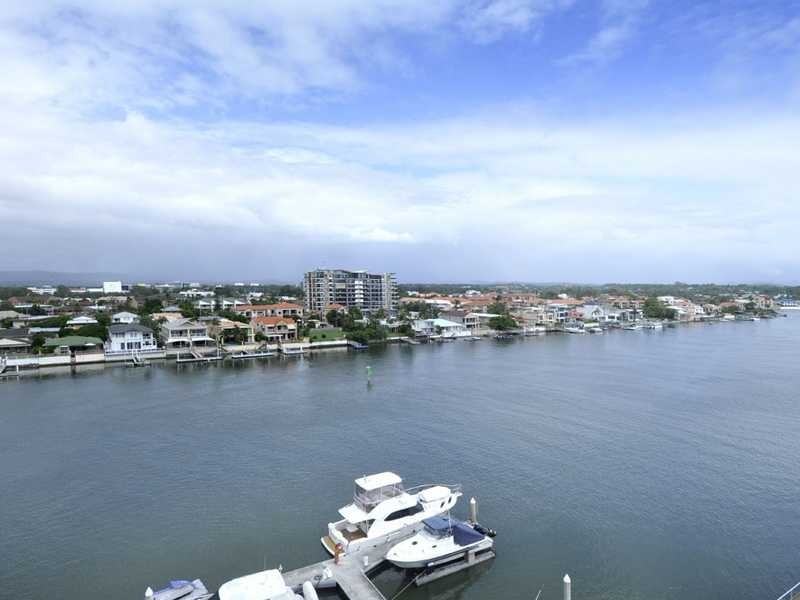 Apartment 18/40 Riverview Parade, Surfers Paradise QLD 4217