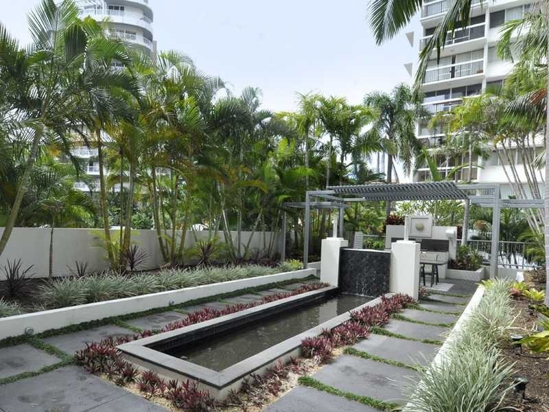 Apartment 18/40 Riverview Parade, Surfers Paradise QLD 4217
